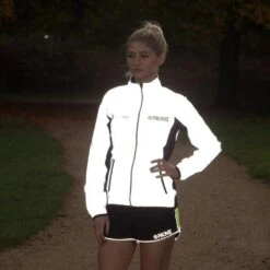 Ademend En Reflecterend Technisch Damesjack Zonder Capuchon Proviz Air -Puur Mode ademend en reflecterend technisch damesjack zonder capuchon proviz air 2