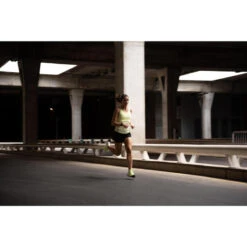 Hardlooptopje Voor Dames Care Ingewerkte Beha 19 Hardlooptopje Voor Dames Care Ingewerkte Beha -Puur Mode hardlooptopje voor dames care ingewerkte beha geel 8