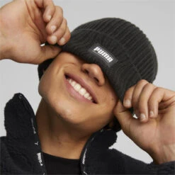 Klassieke Geribbelde Beanie Met Boord PUMA -Puur Mode klassieke geribbelde beanie met boord puma 3