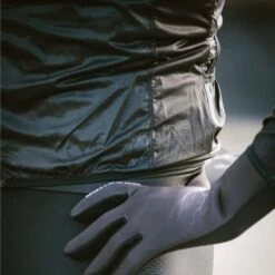 Superlicht Team Factory Regenjack En Vest Voor Fietsen En Hardlopen 6 Superlicht Team Factory Regenjack En Vest Voor Fietsen En Hardlopen -Puur Mode superlicht team factory regenjack en vest voor fietsen en hardlopen 2