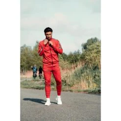 Trainingspak Kids/Volwassenen Rood Slimfit Polyester -Puur Mode trainingspak kidsvolwassenen rood slimfit polyester 2