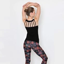 Yoga Top - Bamboe, Naadloos - Yoga T-shirt Met Ingebouwde Ondersteuning - Zwart