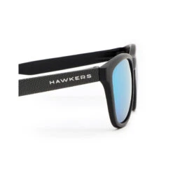 HAWKERS Zonnebrillen Voor Mannen En Vrouwen ONE CARBON Spotted Blue Chrome -Puur Mode zonnebrillen voor mannen en vrouwen one carbon spotted blue chrome 2